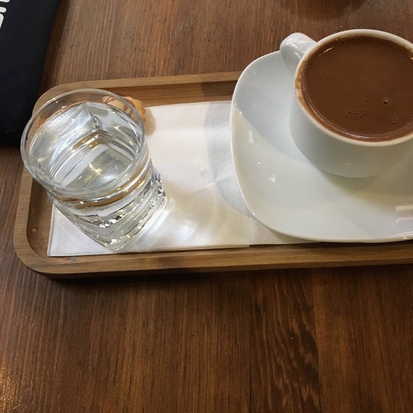 9/17/2017にKasım D.がOld Bear Coffee Co.で撮った写真