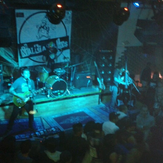 10/27/2012にRegina V.がOzzy Bar Rockで撮った写真