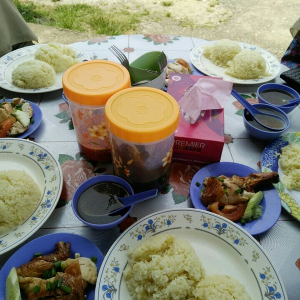 Nasi Ayam Madu Sungai Isap Jaya Cafe