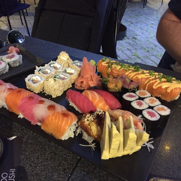 Photo taken at Edo Sushi by Alexa A. on 6/13/2018