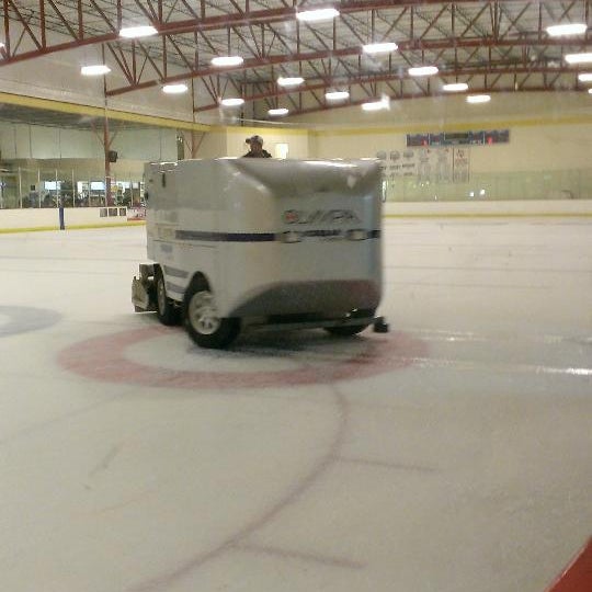 6/18/2014 tarihinde kirk b.ziyaretçi tarafından Chaparral Ice'de çekilen fotoğraf