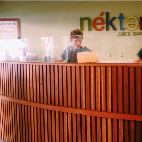 Photo taken at Nekter Juice Bar by Jesse T. on 7/14/2013