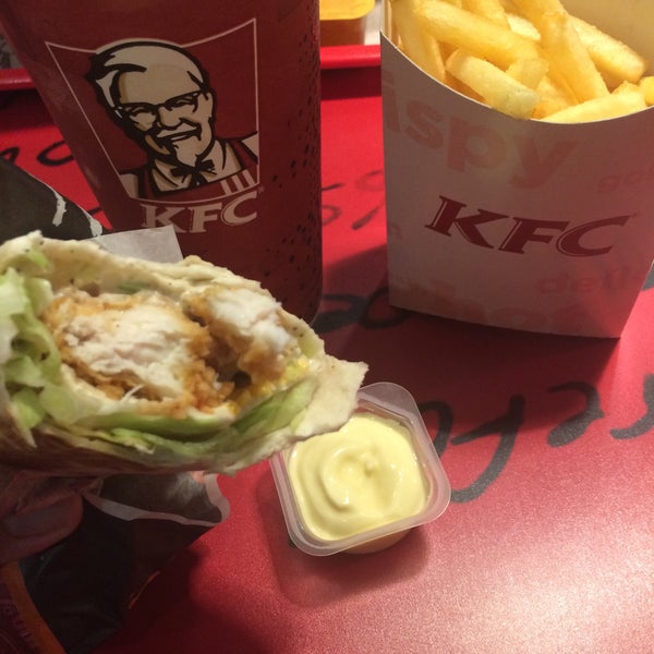 Foto tomada en KFC  por ~Gila~ el 10/30/2016
