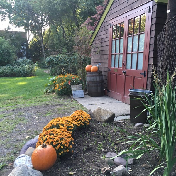 Rose Garden (Freeman Gardens) Garden in Glen Ridge