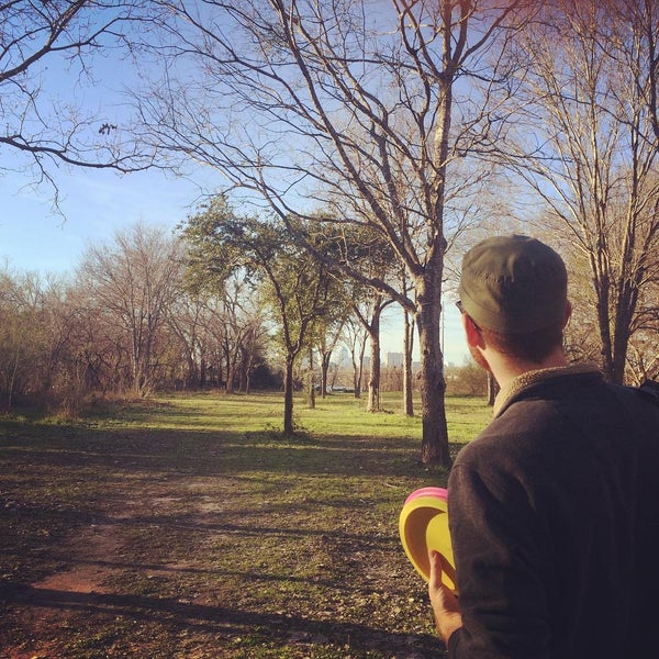 Roy G. Guerrero Disc Golf Course Pleasant Valley 8 tips