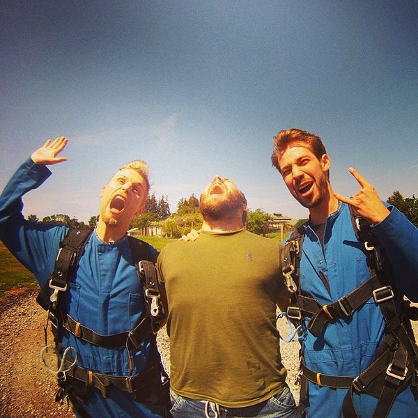 Photo taken at Skydive Surfcity Inc by Emre Berge E. on 4/14/2014