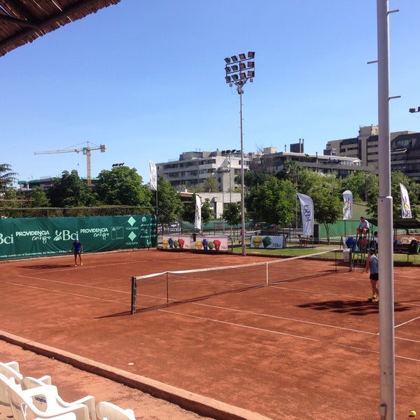 Club Jacaranda теннисные корты
