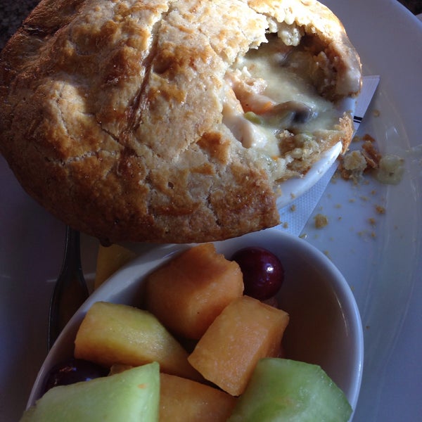 Photos at Claim Jumper (Now Closed) American Restaurant in Lynnwood