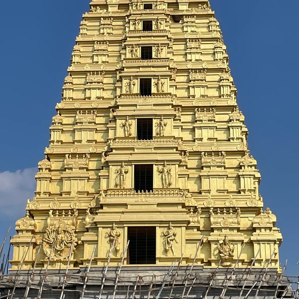 Photo taken at Chikka Tirupathi Temple by 🎭R̾a͎v̶i̺͆L҈a͎n⃠c͟e̥ͦr͜͡🏌🏼‍♂️🇮🇳 .. on 2/16/2024