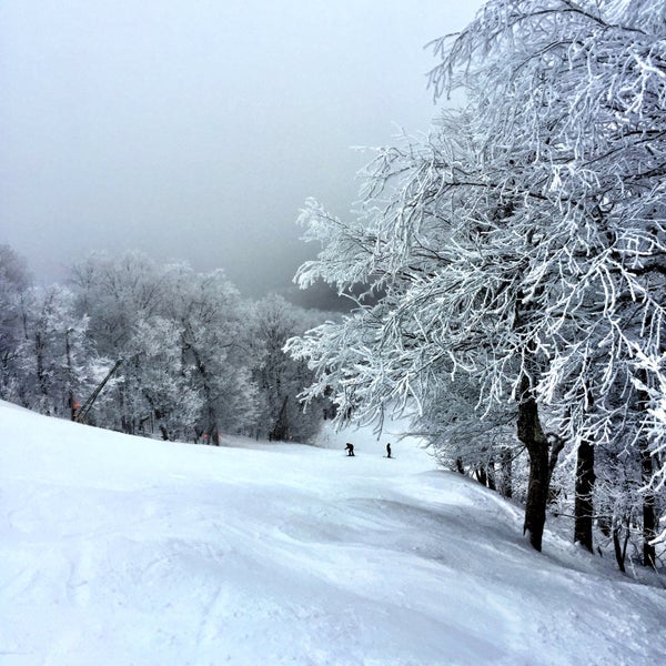 12/21/2014 tarihinde Sergery S.ziyaretçi tarafından Belleayre Mountain Ski Center'de çekilen fotoğraf