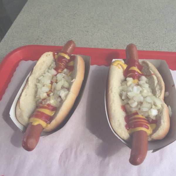 Photo taken at Pink&#39;s Hot Dogs by Mike C. on 6/6/2016