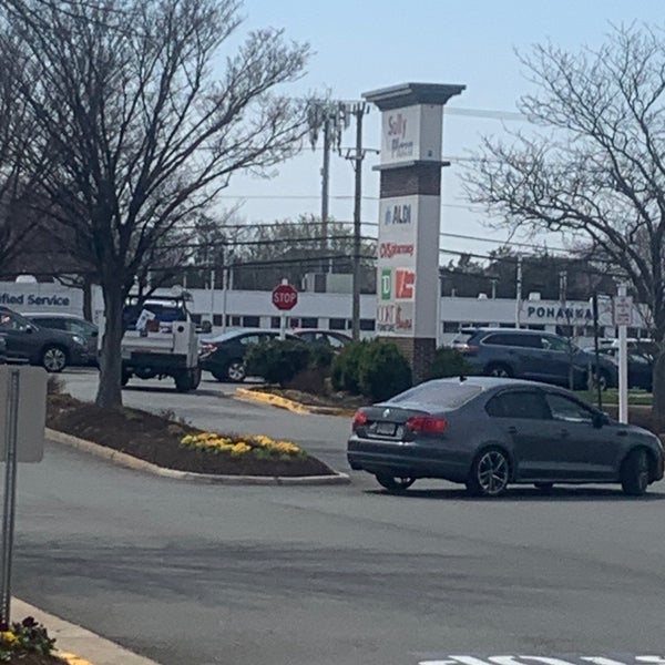 Sully Plaza Shopping Mall