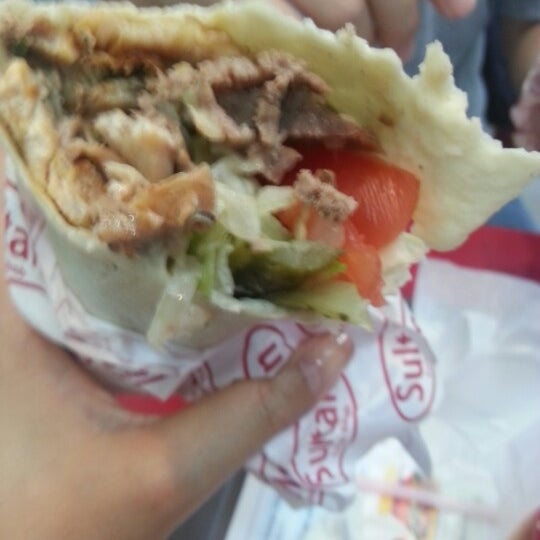 Photo taken at Sultan Kebab Halal Food by Saimi S. on 10/3/2012