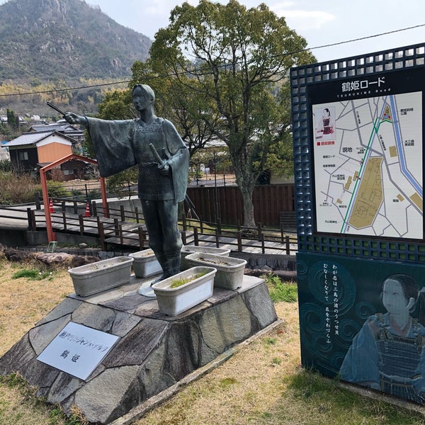 Photos At 鶴姫像 Outdoor Sculpture In 今治市