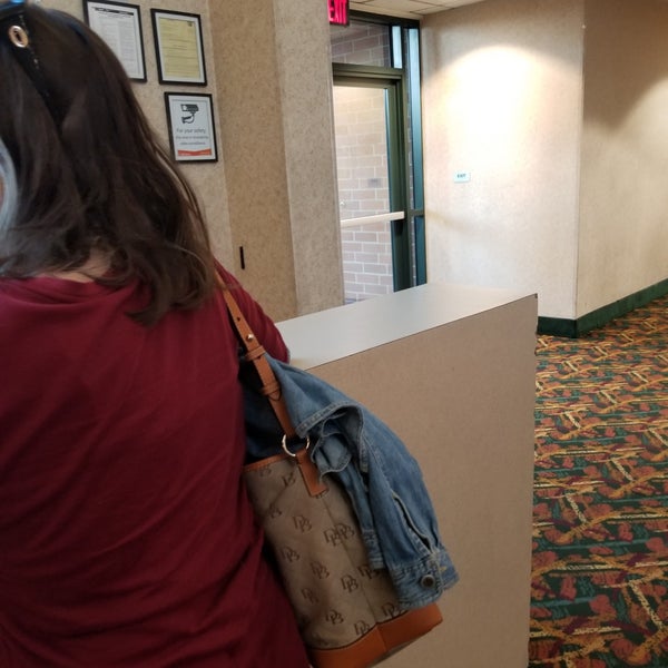 Fotos em Regal UA Olympus Pointe 520 N. Sunrise Avenue