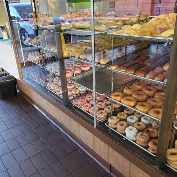 Baker Ben's Donuts 8 tips de 214 visitantes