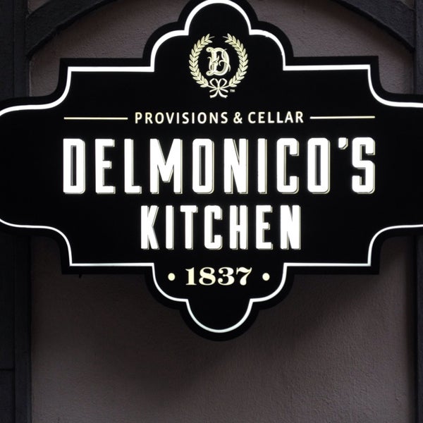 Снимок сделан в Delmonico&#39;s Kitchen пользователем Joe M. 8/31/2014