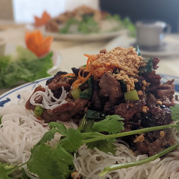 Van's Vietnamese Restaurant Vietnamese Restaurant