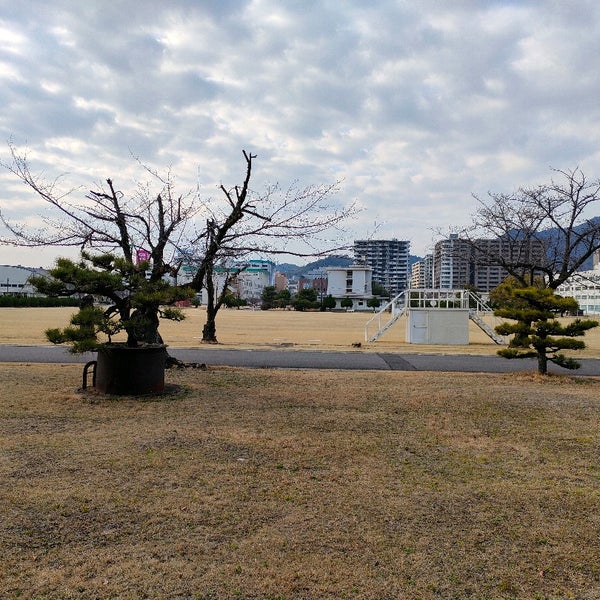 海上自衛隊 呉教育隊 86 Visitors
