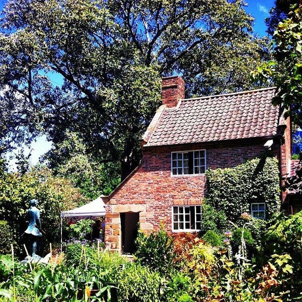 Captain Cook's Cottage East Melbourne Fitzroy Gardens