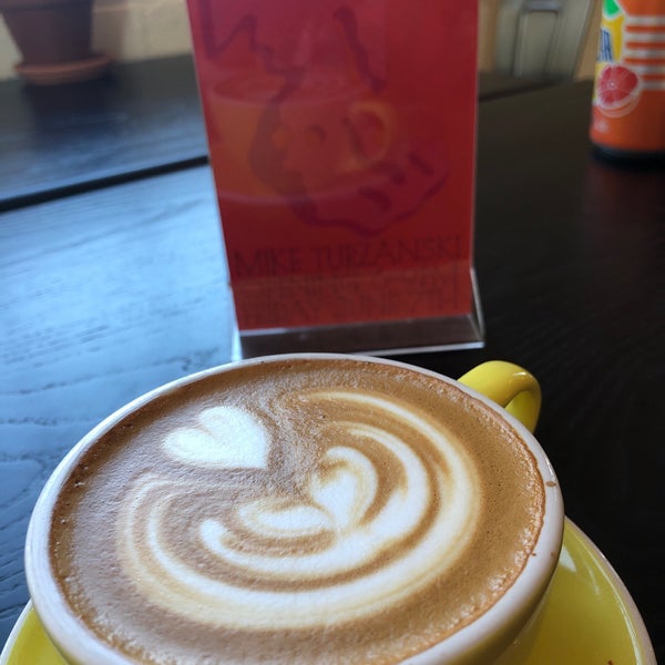 6/7/2019 tarihinde Mary M.ziyaretçi tarafından Fuego Coffee Roasters'de çekilen fotoğraf