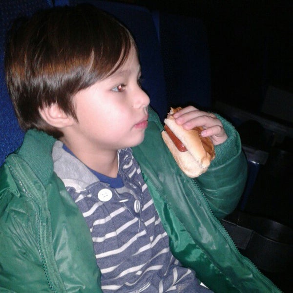 Photos at Regency Fontana 8 Fontana, CA