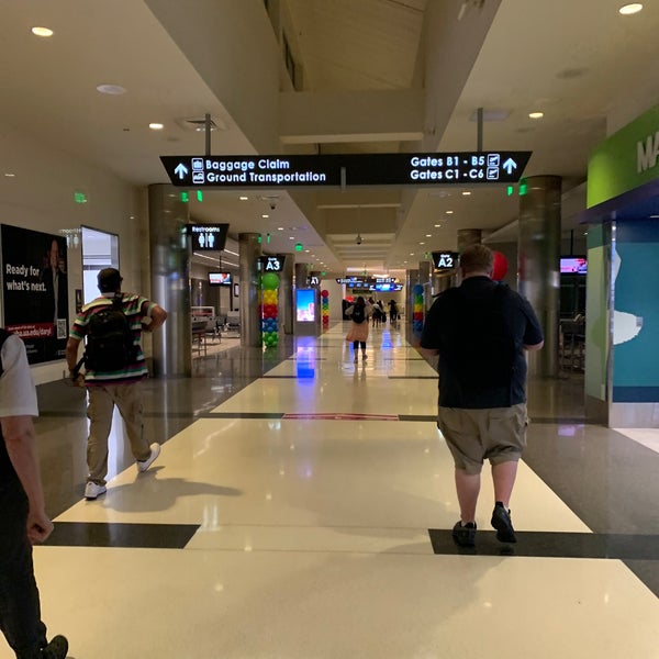 Photos at BirminghamShuttlesworth International Airport (BHM