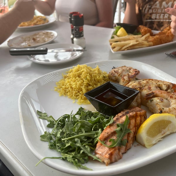 Photos at Rick's Cafe Boatyard Eagle Creek 72 tips