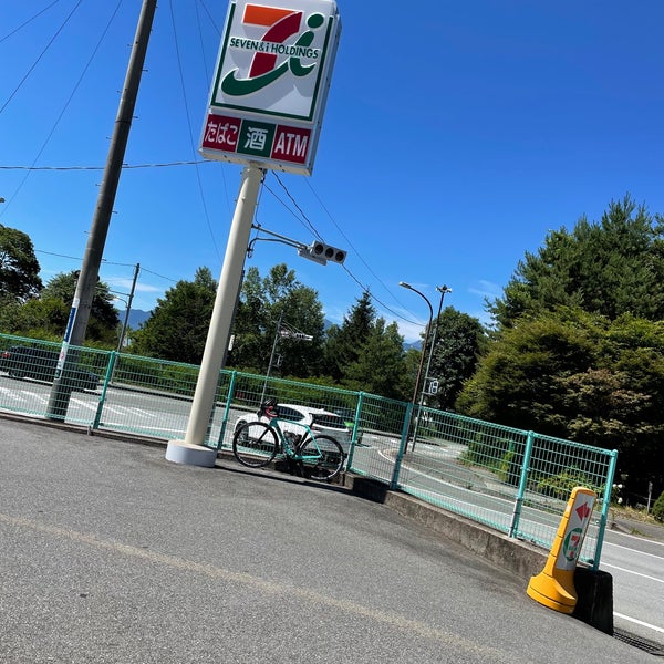 セブンイレブン 甲斐大泉西井出店 北杜市 山梨県