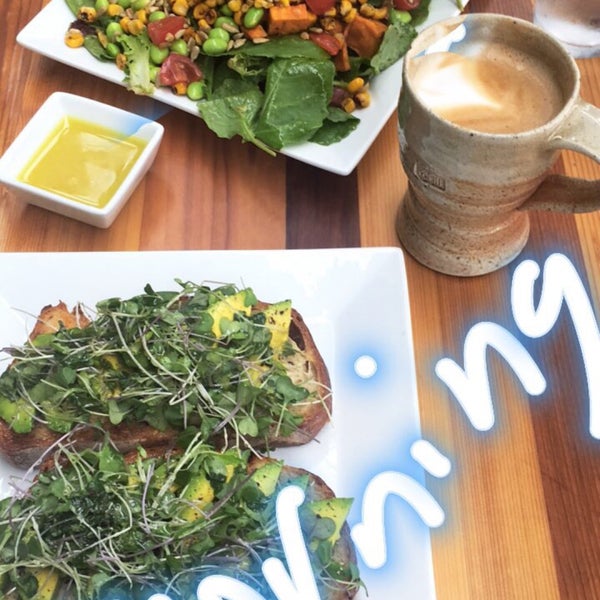 The avocado toast with truffle oil is TO DIE FOR! The kale salad is also amazing.