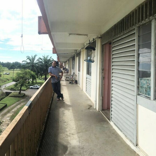 Photos At Kem Penrissen Rsat Military Base In Kuching