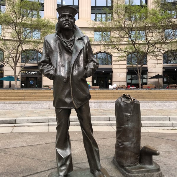 Photo taken at United States Navy Memorial by Mike R. on 4/9/2019