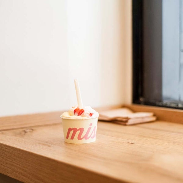 Foto diambil di Mistura Ice Cream &amp; Coffee oleh Mistura Ice Cream &amp; Coffee pada 6/15/2015