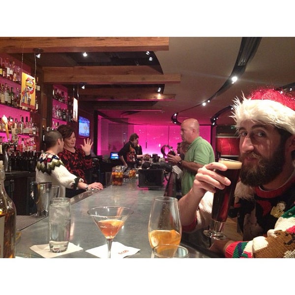 12/5/2012 tarihinde Travis W.ziyaretçi tarafından BOKA Restaurant + Bar'de çekilen fotoğraf