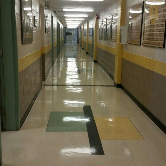 Garden City Collegiate Garden City Winnipeg, MB