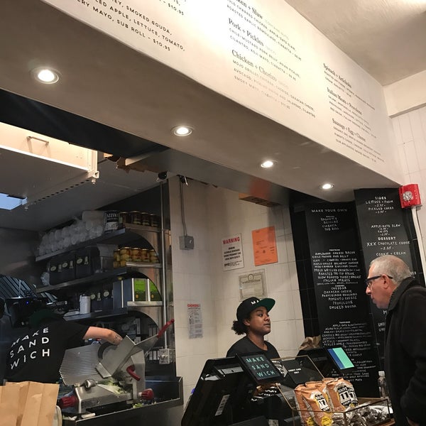1/11/2017 tarihinde Sarah M.ziyaretçi tarafından Make Sandwich'de çekilen fotoğraf