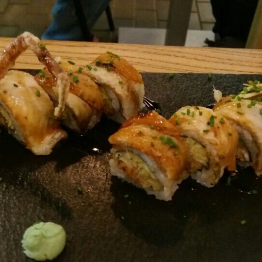 Снимок сделан в The Sushi Room пользователем dani 9/20/2016