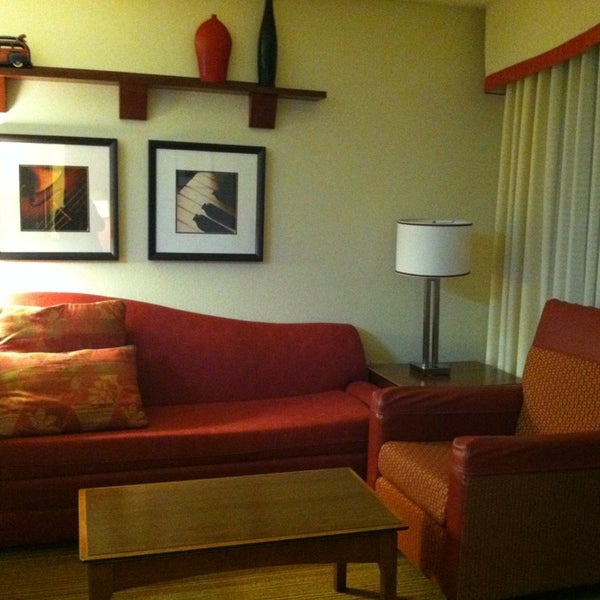 12/27/2012 tarihinde Ritchel E.ziyaretçi tarafından Residence Inn by Marriott Cypress Los Alamitos'de çekilen fotoğraf