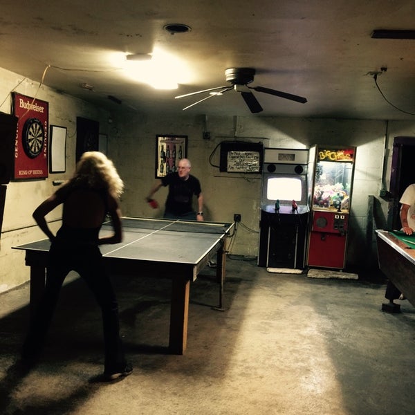 Purple Porpoise Pub Big Coppitt, FL