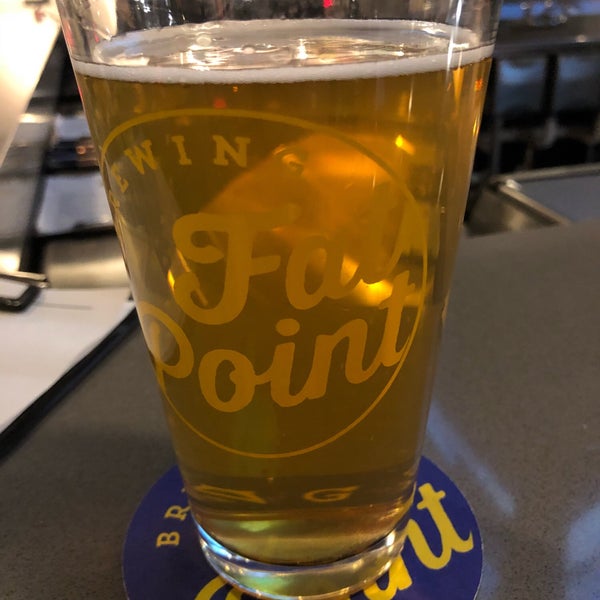 Photo taken at Fat Point Brewing by Duchess O. on 3/15/2018