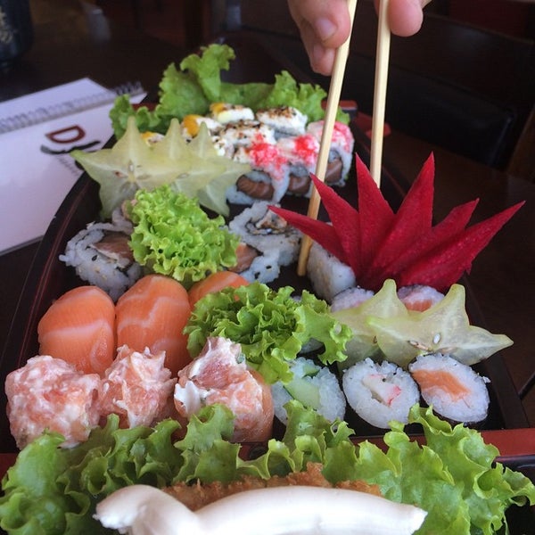 Foto scattata a DJOY Japanese Food da Jean R. il 3/4/2015