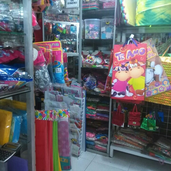 Papelería Variedades La Hormiguita Tienda de material de oficina en