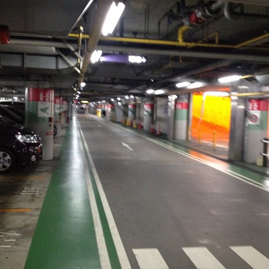 Photos At タイムズ長堀駐車場 中央区 中央区南船場2