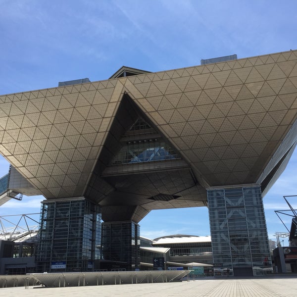 Photo taken at Tokyo Big Sight by onasu on 7/13/2015
