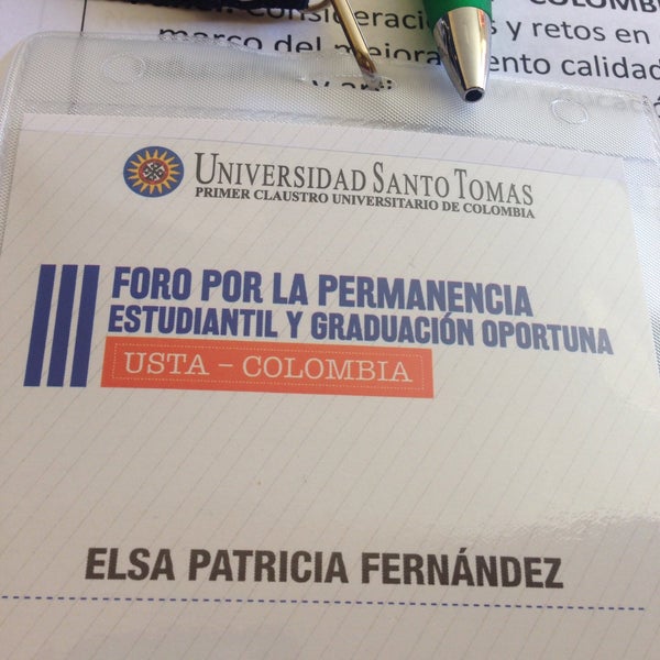 7/8/2015 tarihinde Elsita F.ziyaretçi tarafından Universidad Santo Tomás - Sede Principal'de çekilen fotoğraf