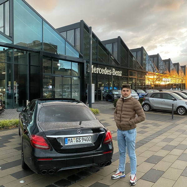 Mercedes Benz Werk Mannheim Fabrik In Mannheim