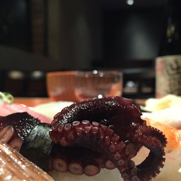 Снимок сделан в AKEMI Japanese Restaurant пользователем Crystal N. 8/27/2016