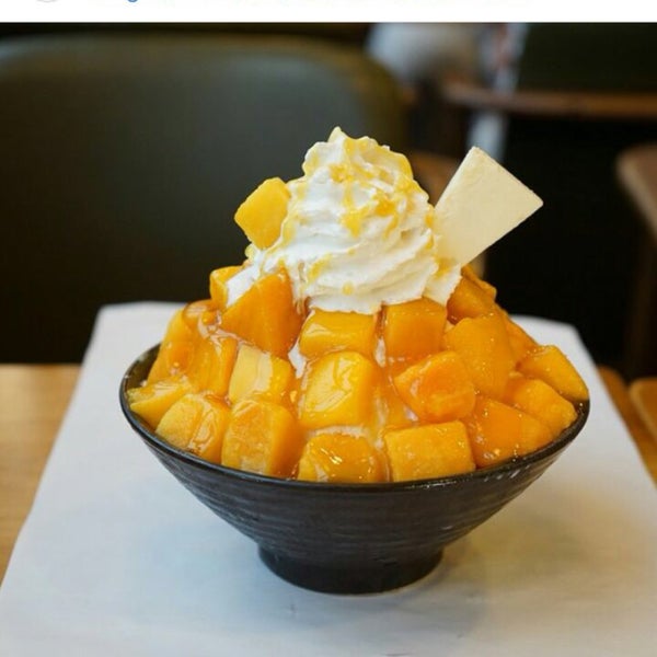 Mango Bing Go. The best dessert for the tropical hot climate of Jakarta. This desserts will definitely freshen up your mood and spirit
