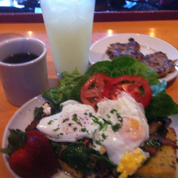 Flying Star CafeJuan Tabo 29 tips from 757 visitors