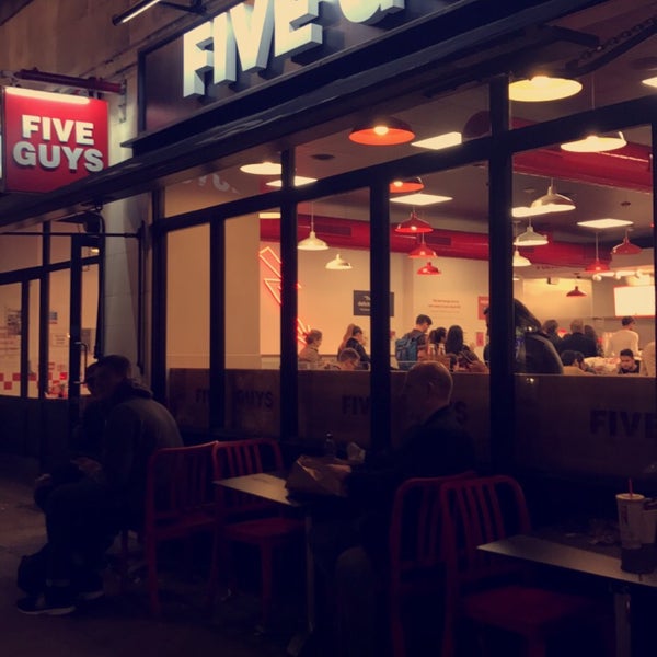 Photo taken at Five Guys by . .. on 5/3/2018